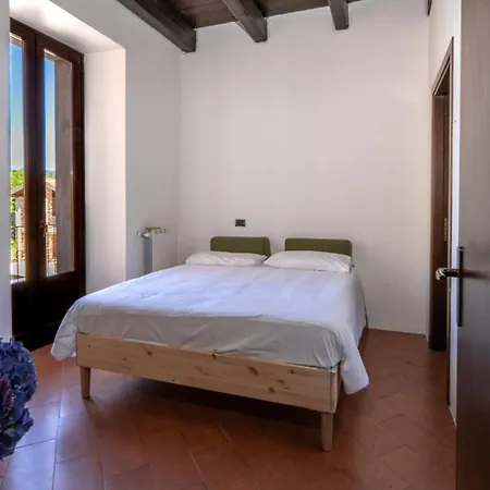 Dell'eremo Di Santa Caterina Del Sasso Hostel Leggiuno