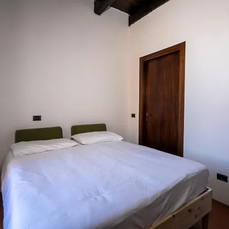 Dell'eremo Di Santa Caterina Del Sasso Hostel *